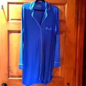 NWOT Victoria's Secret knee length sleep shirt XL